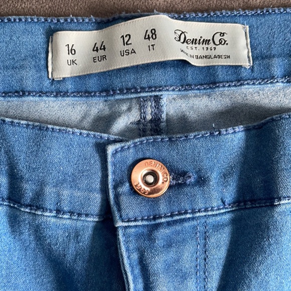 Denim Co. Jeans - Picture 3 of 4